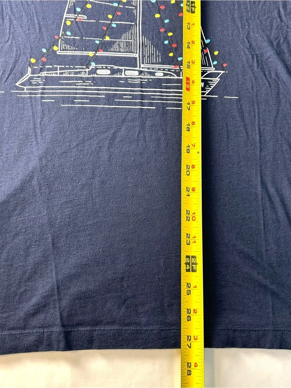 J.Crew T-Shirt Men's Large Navy Sailboat Christmas Lights 100% Cotton